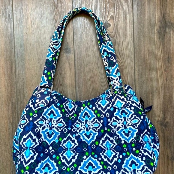 Vera Bradley Bag - Picture 1 of 12